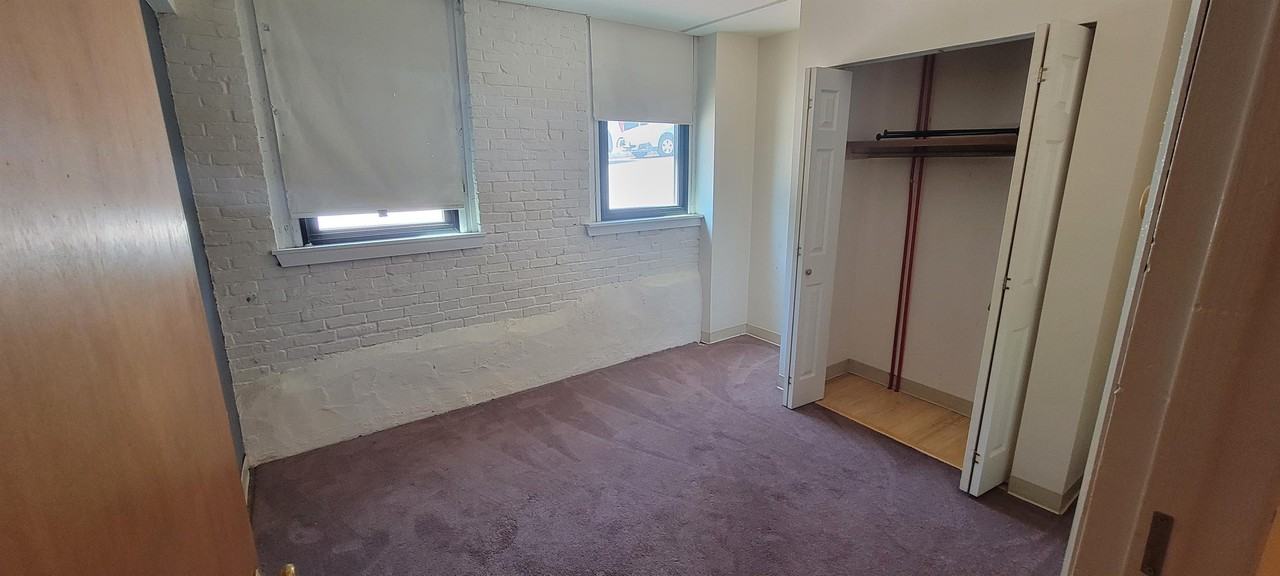 92 Columbia St - Photo 4 of 50