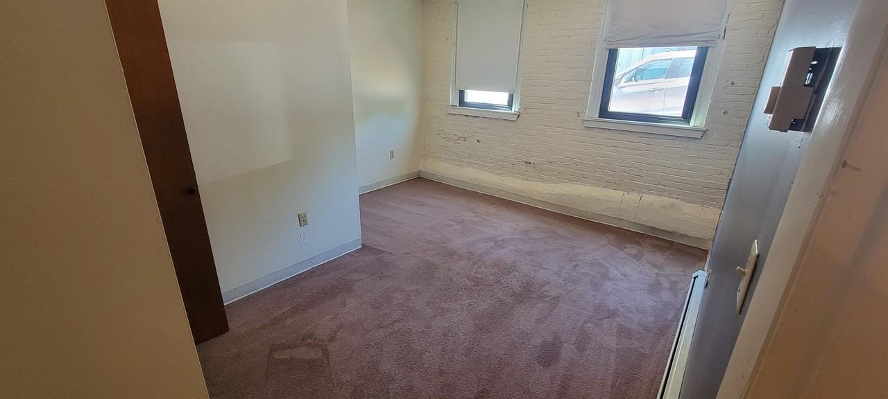 92 Columbia St - Photo 6 of 50