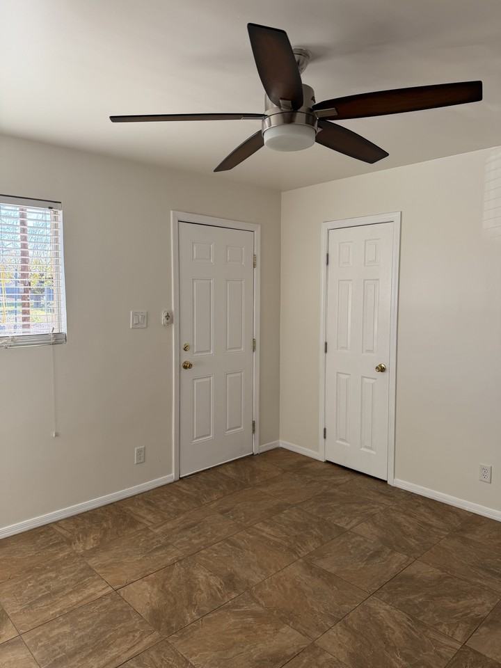 7001 East Wilshire Drive - Photo 6 of 25