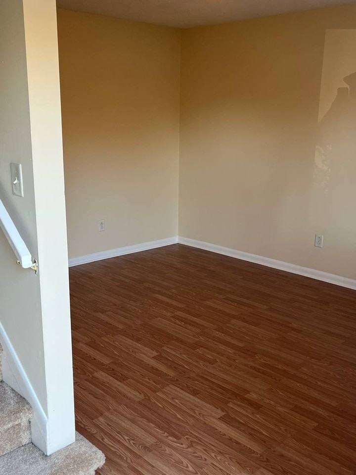 Vista Apartments - Photo 3 of 10