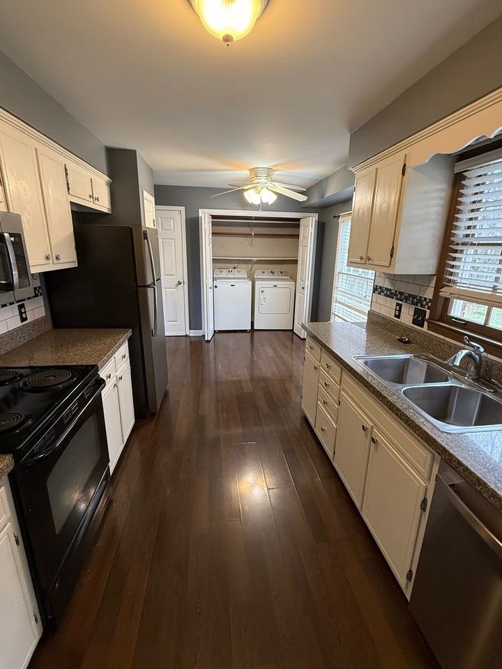 721 Baugh Road - Photo 2 of 9