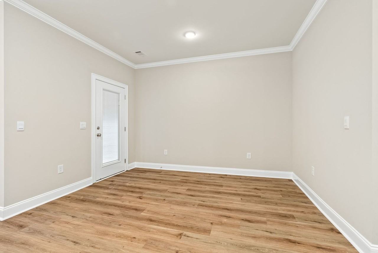 914 914 Winslow Ct. - Photo 5 of 18