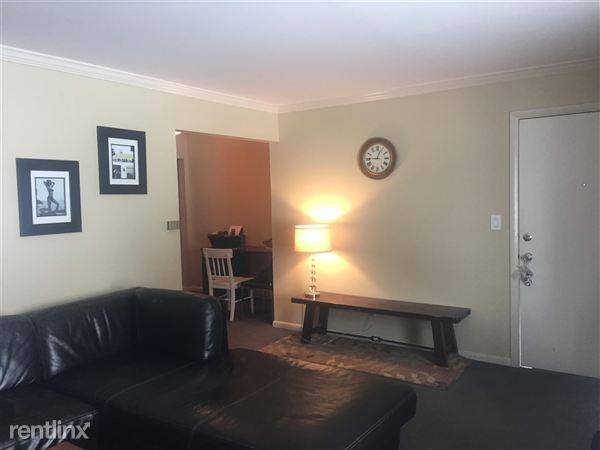 2859 E Maple Rd - Photo 2 of 10