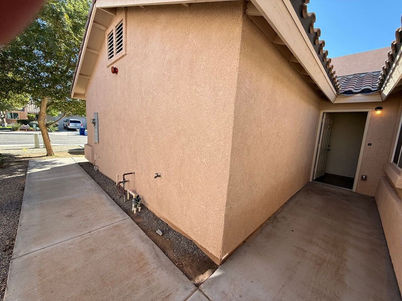 3038 S Todd Ave - Photo 3 of 18