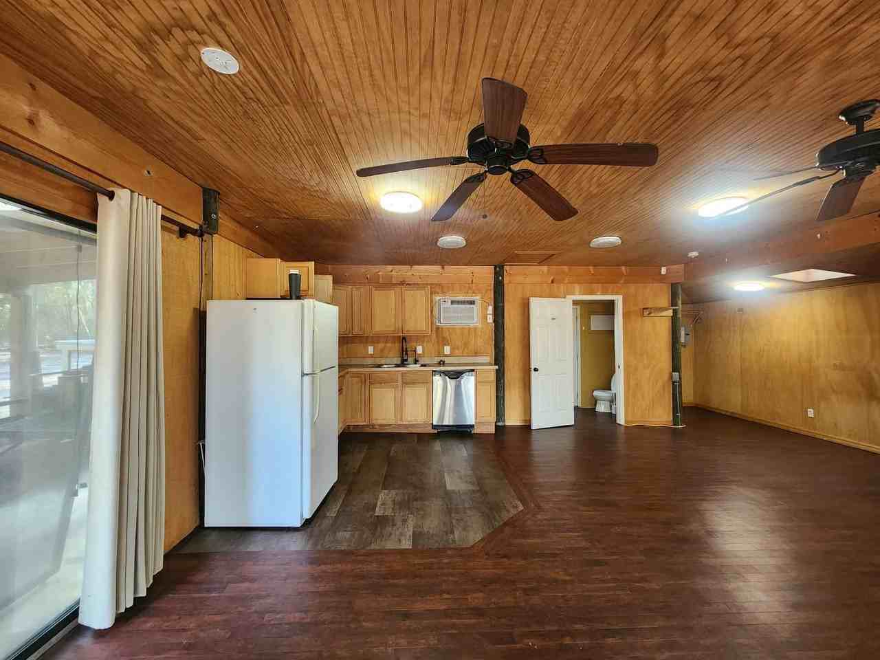 6780 County Road 214 - Photo 2 of 7