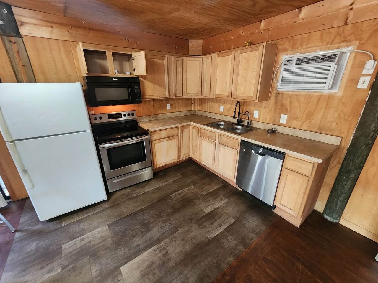 6780 County Road 214 - Photo 3 of 7