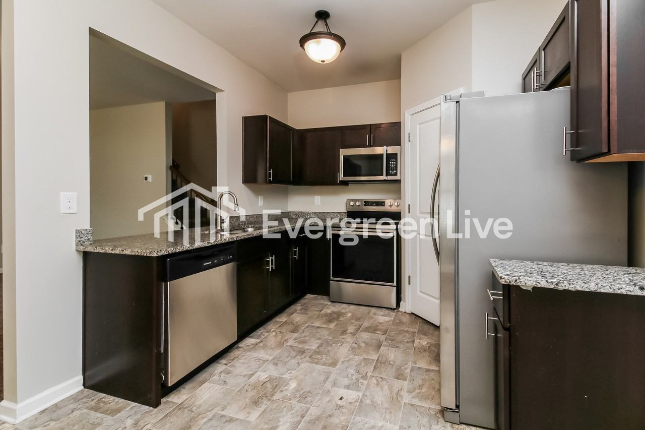 524 Joneus Dr - Photo 5 of 15