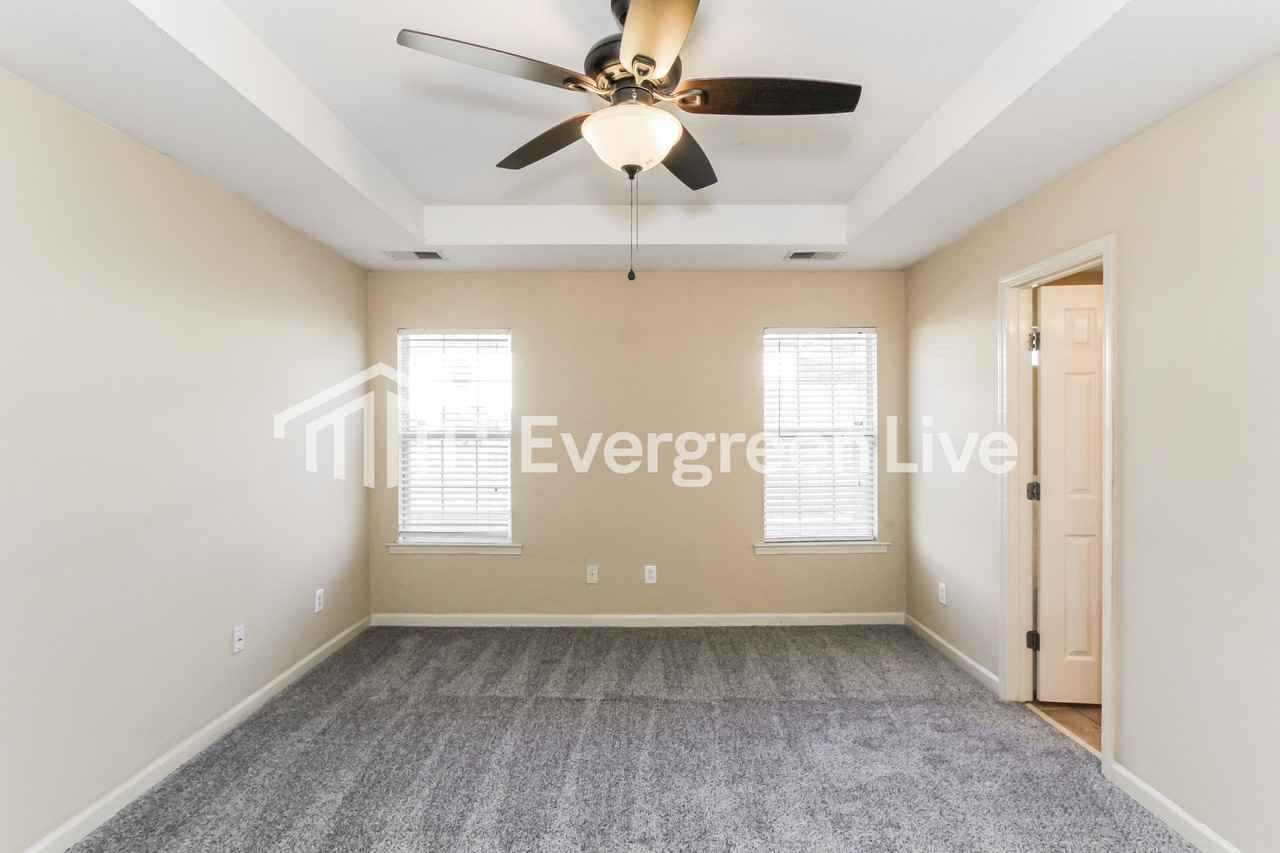 513 Camden Cove Cir - Photo 7 of 15