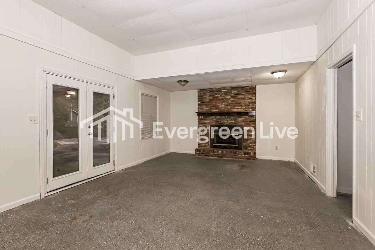 1717 King Rd - Photo 6 of 15