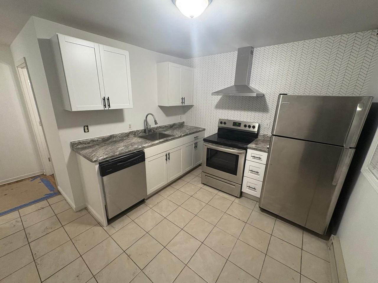 116 N 9th St #1 - Photo 2 of 5