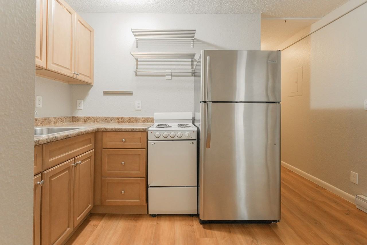 2301 Goss St. - Photo 2 of 30