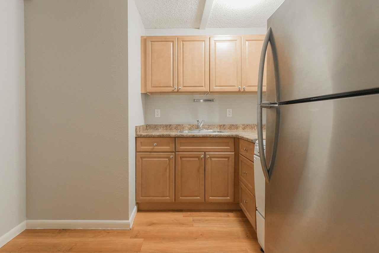 2301 Goss St. - Photo 3 of 30