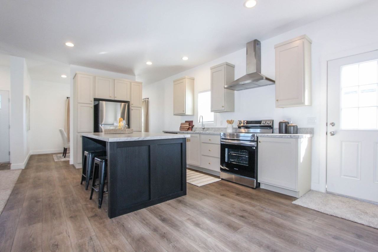 45 W Hawaii Rd - Photo 6 of 16