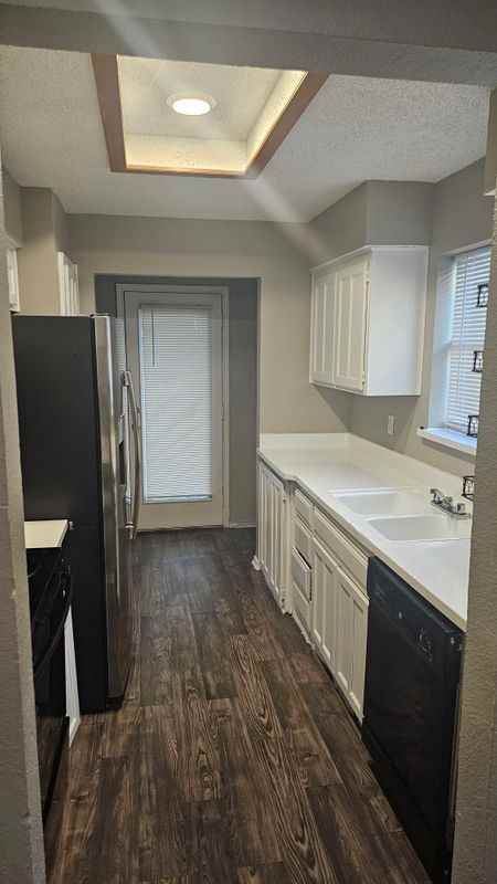 1815 Sheehan Ct - Photo 4 of 6