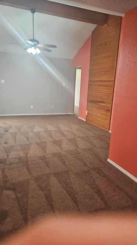 1815 Sheehan Ct - Photo 5 of 6