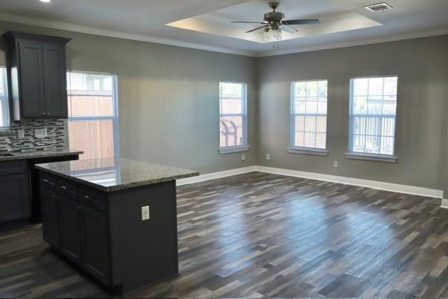 3106 King St - Photo 6 of 14