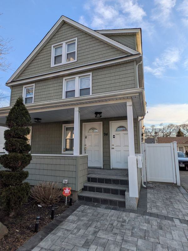 94 Underhill Ave - Photo 2 of 21