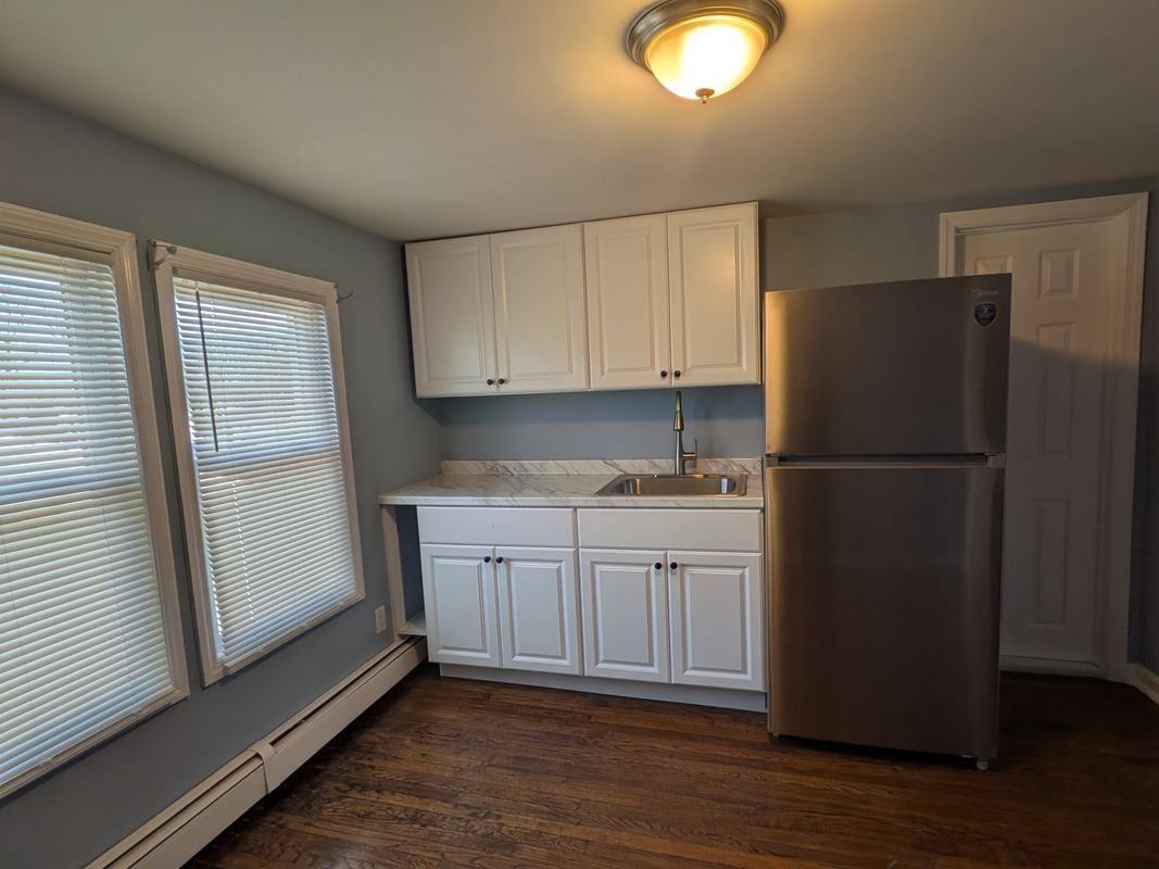 94 Underhill Ave - Photo 6 of 21