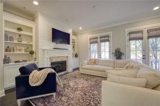 984 Memorial Walk Se - Photo 1 of 1