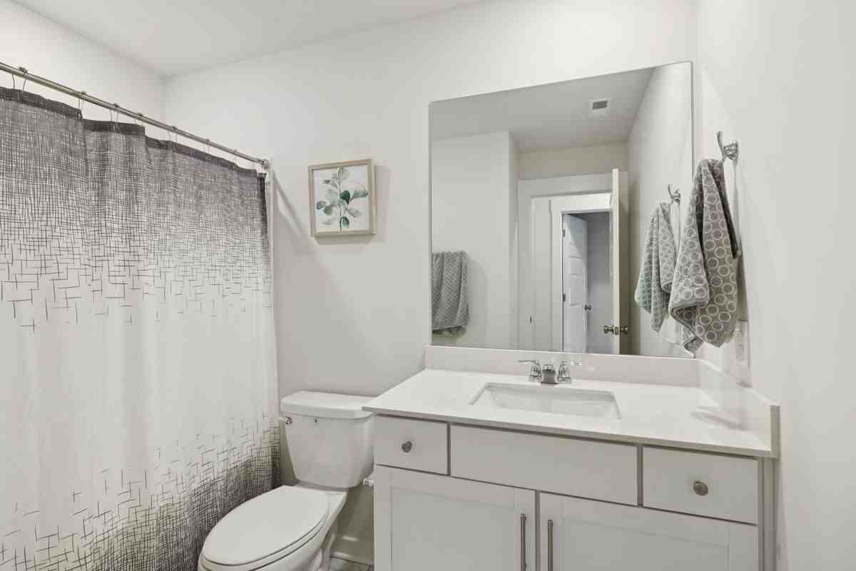 2746 Fordham St - Photo 7 of 39