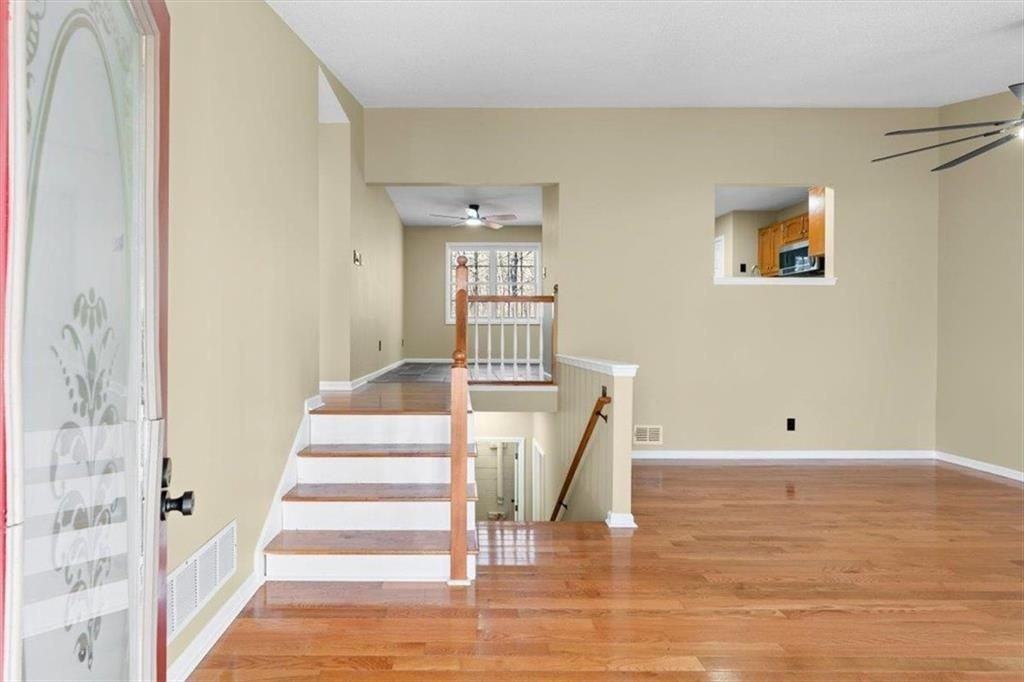 585 Bethany Woods Dr - Photo 6 of 50