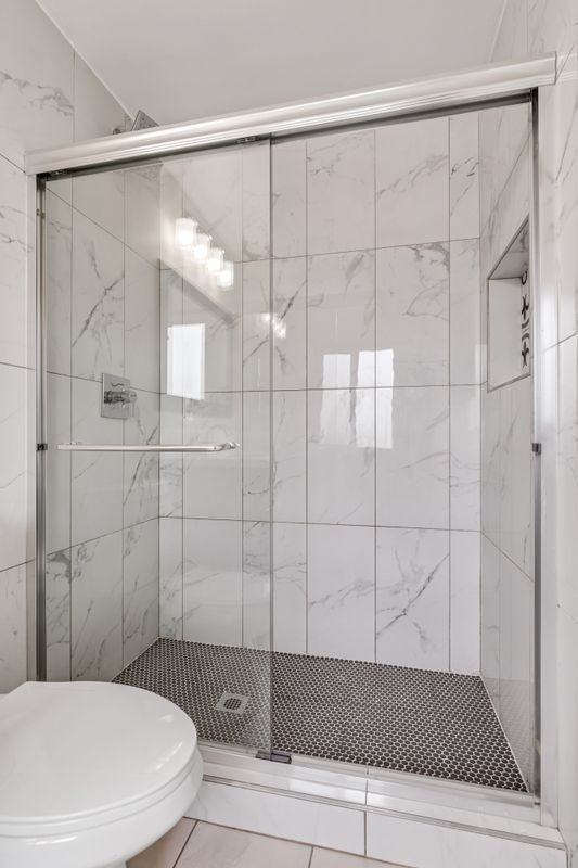 8654 Orange Ave - Photo 7 of 38