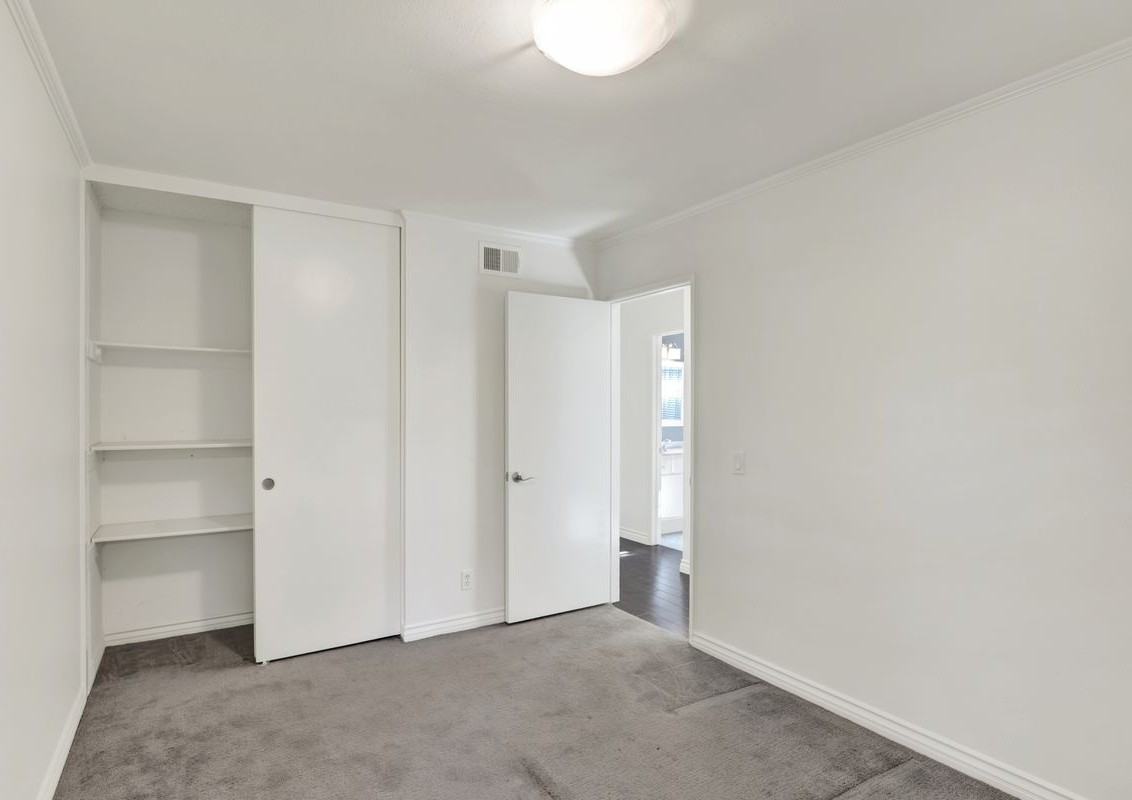 25042 Wilkes Pl - Photo 3 of 45