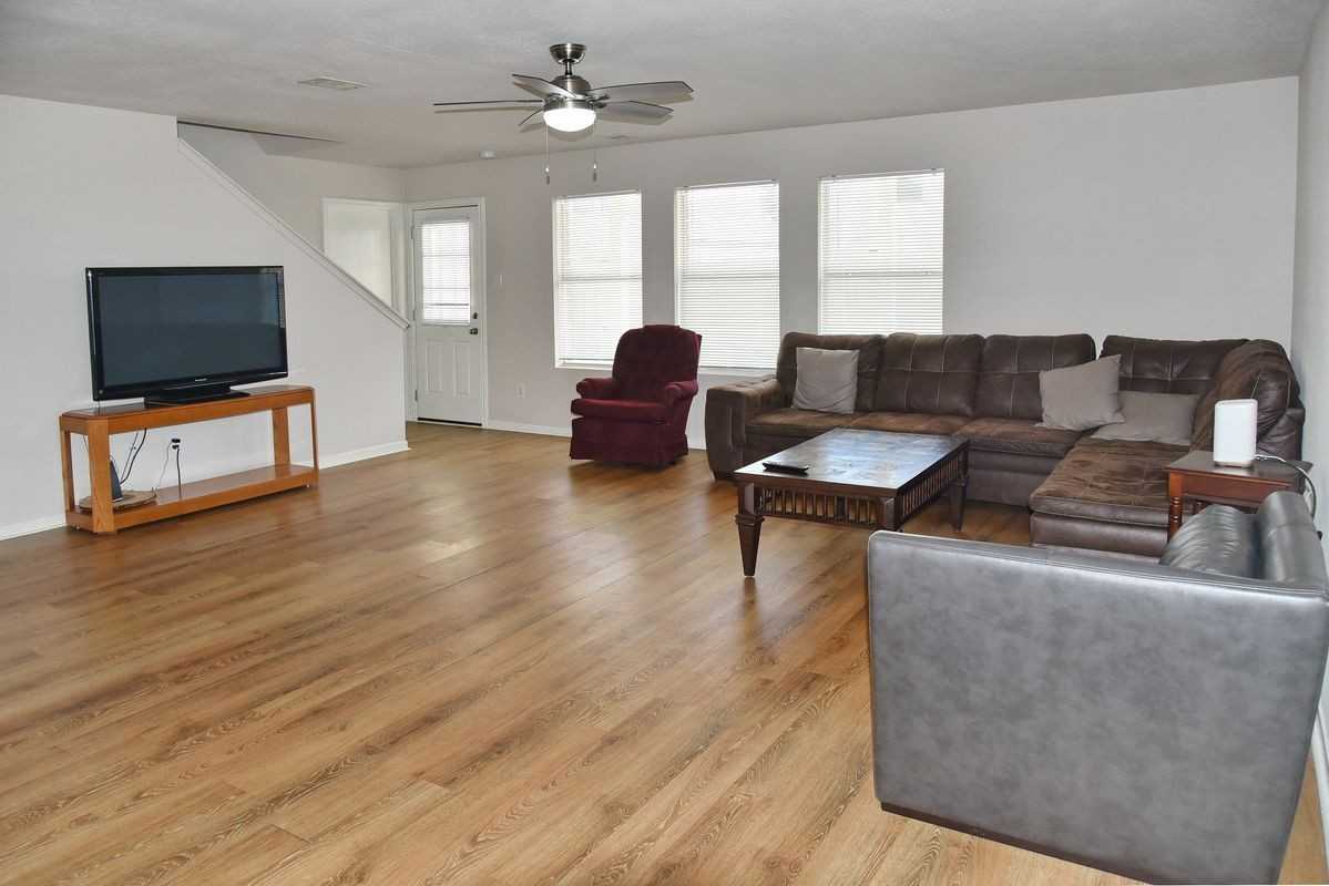 1106 Mossy Branch St - Photo 6 of 34