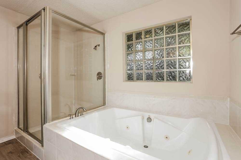 2669 Claremont Dr - Photo 4 of 8