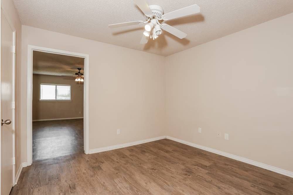 2669 Claremont Dr - Photo 5 of 8