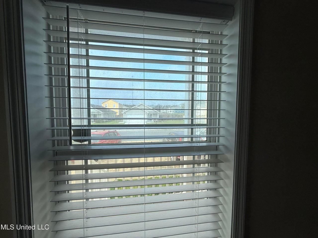 2000 Magazine St - Photo 7 of 27