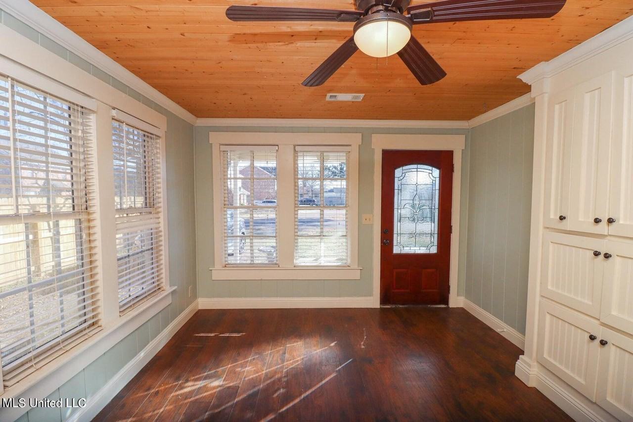 3532 Third St - Photo 2 of 24