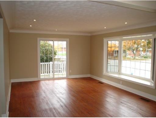 832 Ninth Ave - Photo 2 of 5