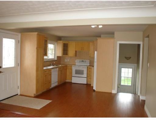 832 Ninth Ave - Photo 3 of 5