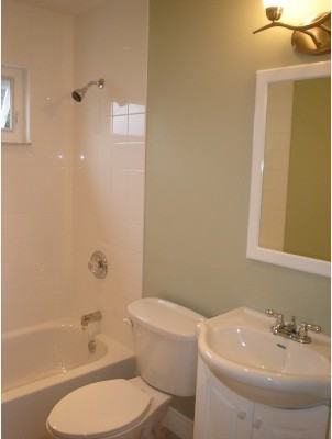 832 Ninth Ave - Photo 4 of 5