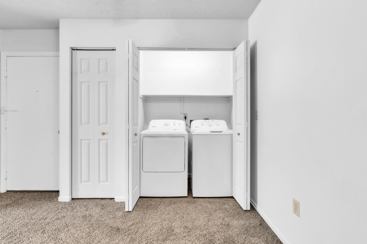 Deerfield Apartments - Photo 4 of 16