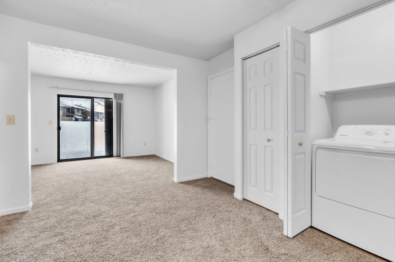 Deerfield Apartments - Photo 5 of 16