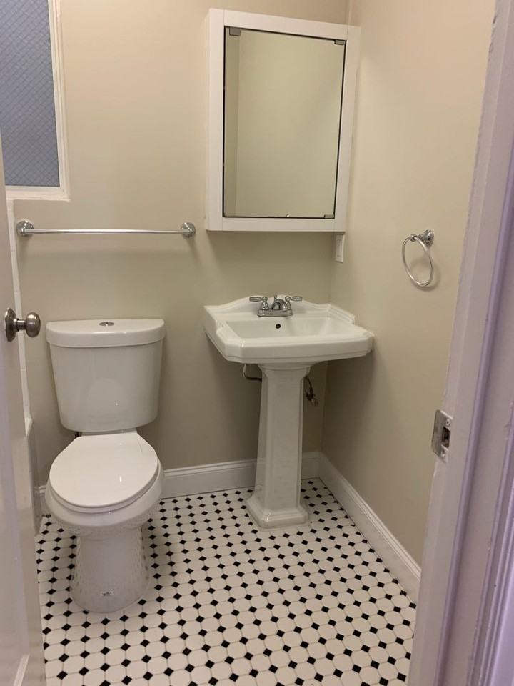 1850 Sacramento Street - Photo 7 of 11