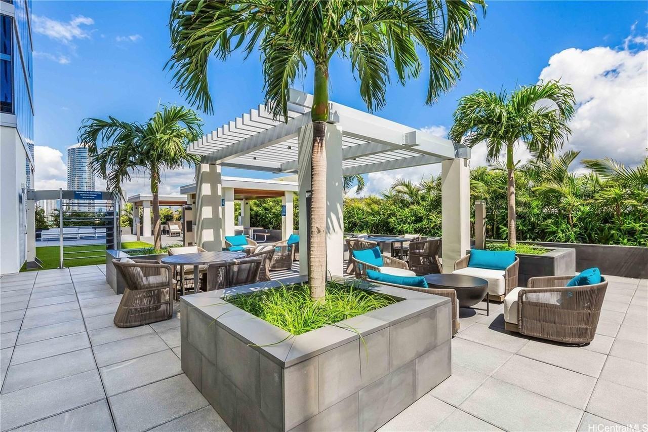 629 Keeaumoku St #2108 - Photo 4 of 25