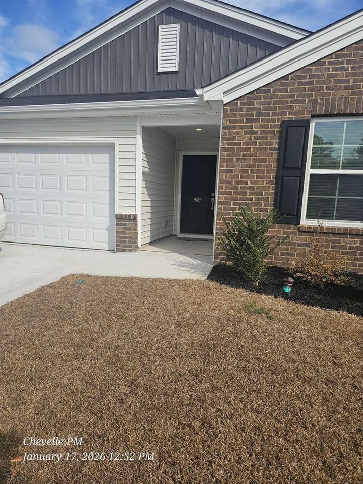 949 Warby Dr - Photo 3 of 22