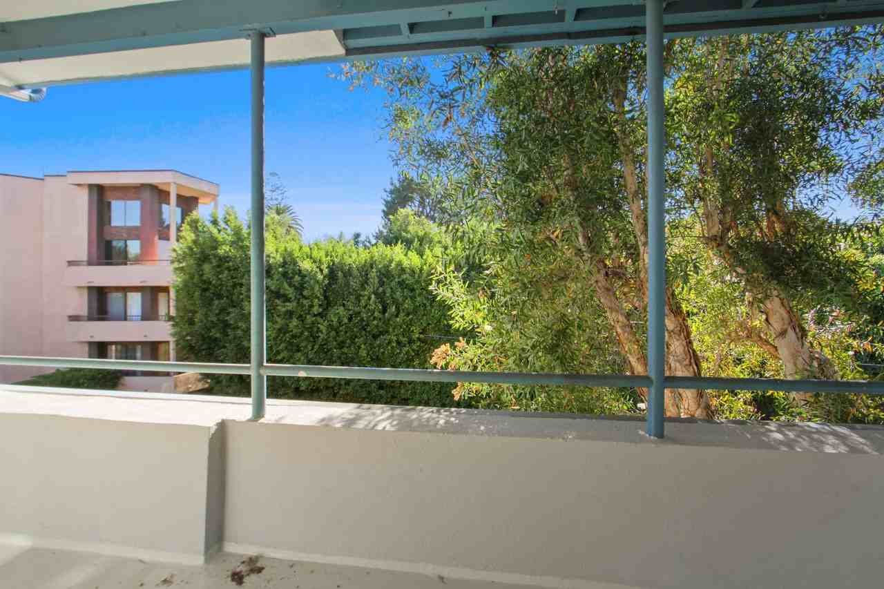 1975 S. Beverly Glen, near Rancho Park! - Photo 3 of 4