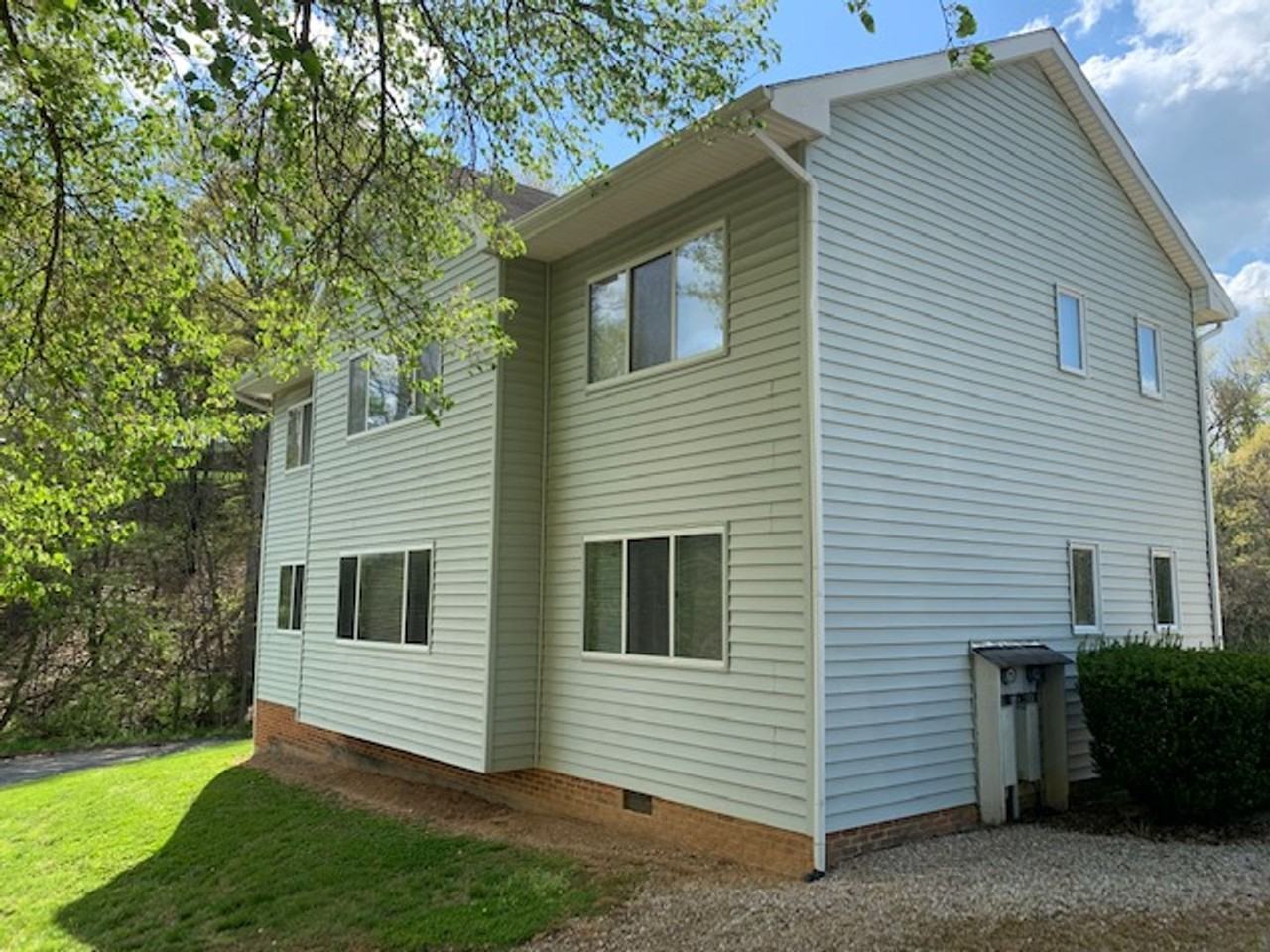 Plunkett St - Photo 2 of 20