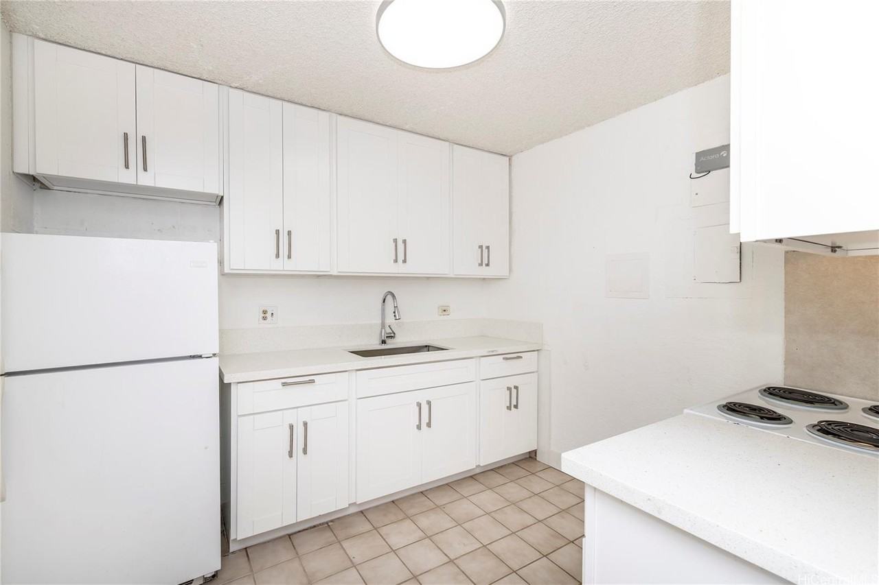 98-1030 Moanalua Rd #5-204 - Photo 3 of 16