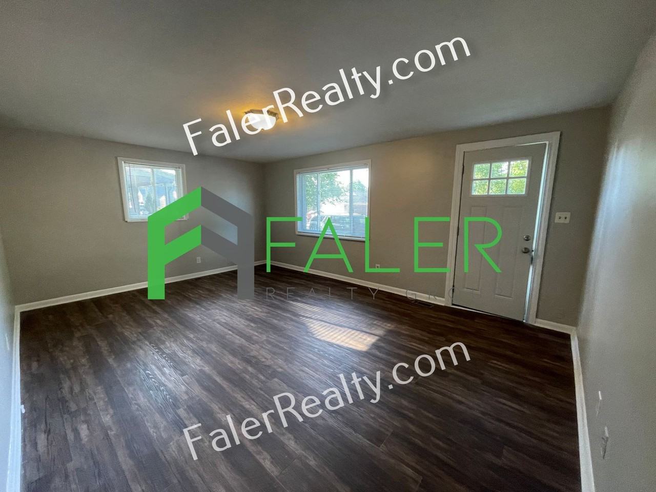 60 W South St - Photo 3 of 9