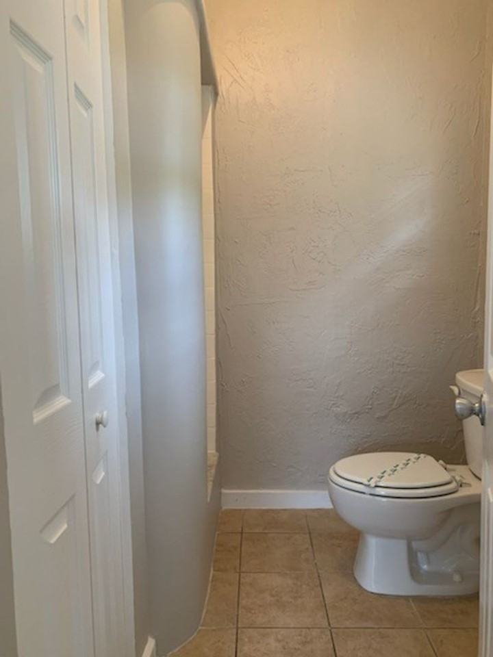 653 W Osceola St #C - Photo 6 of 6