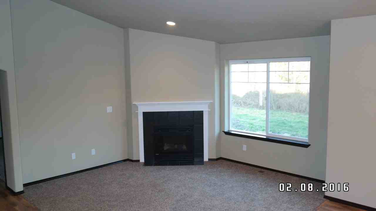 1529 E Gateway Heights Loop - Photo 4 of 9
