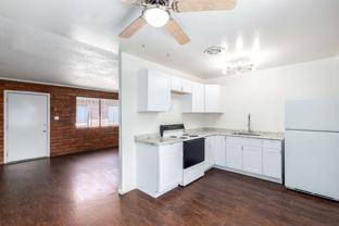 1000-1002 S. Dorsey Lane - Photo 1 of 1