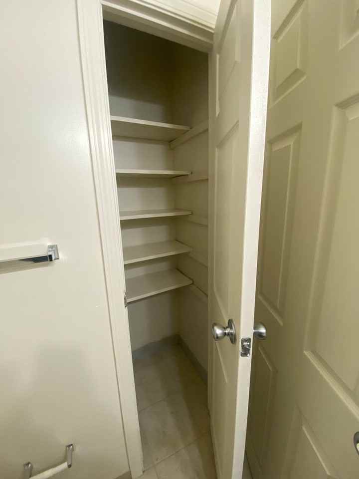 Broadmore Apartments - Photo 6 of 38