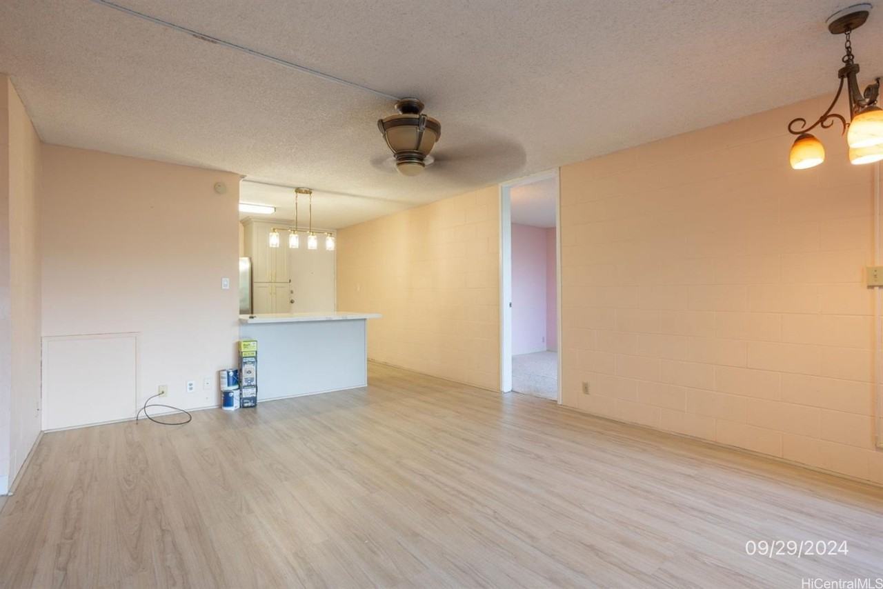 95-227 Waikalani Dr #A405 - Photo 2 of 17