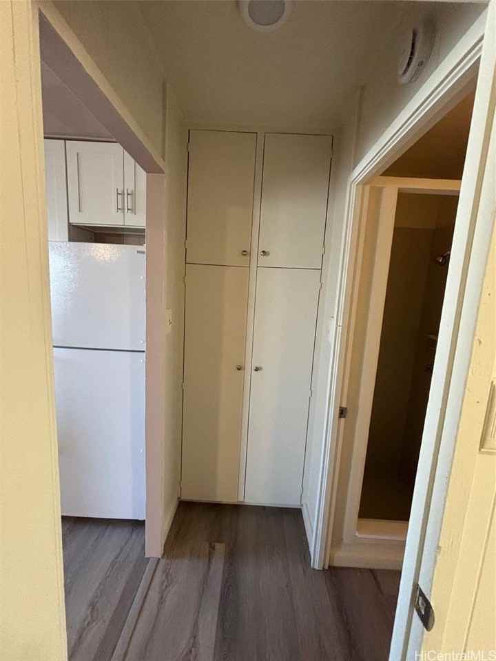 2105 Algaroba St #2 - Photo 6 of 11